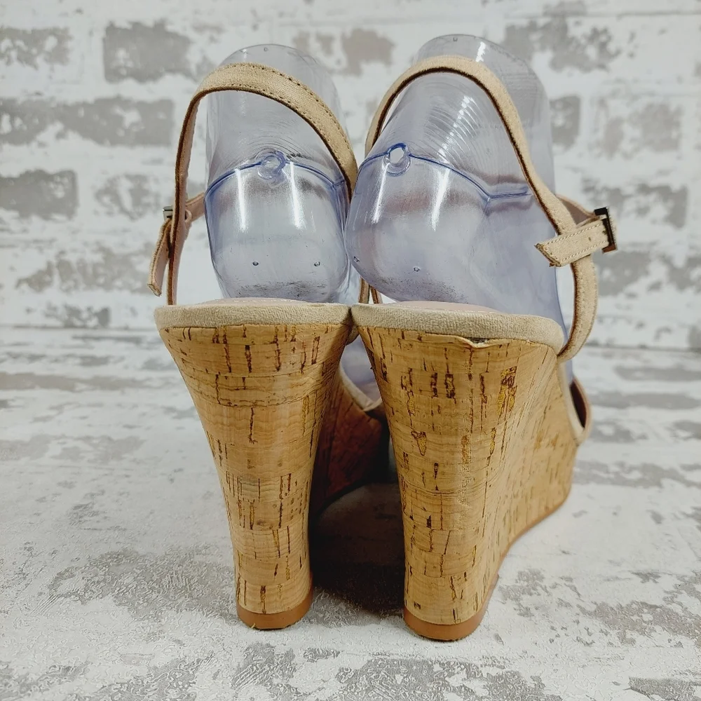 New Charles by Charles David Women Ankle Strap Cork Wedge Sandals D569